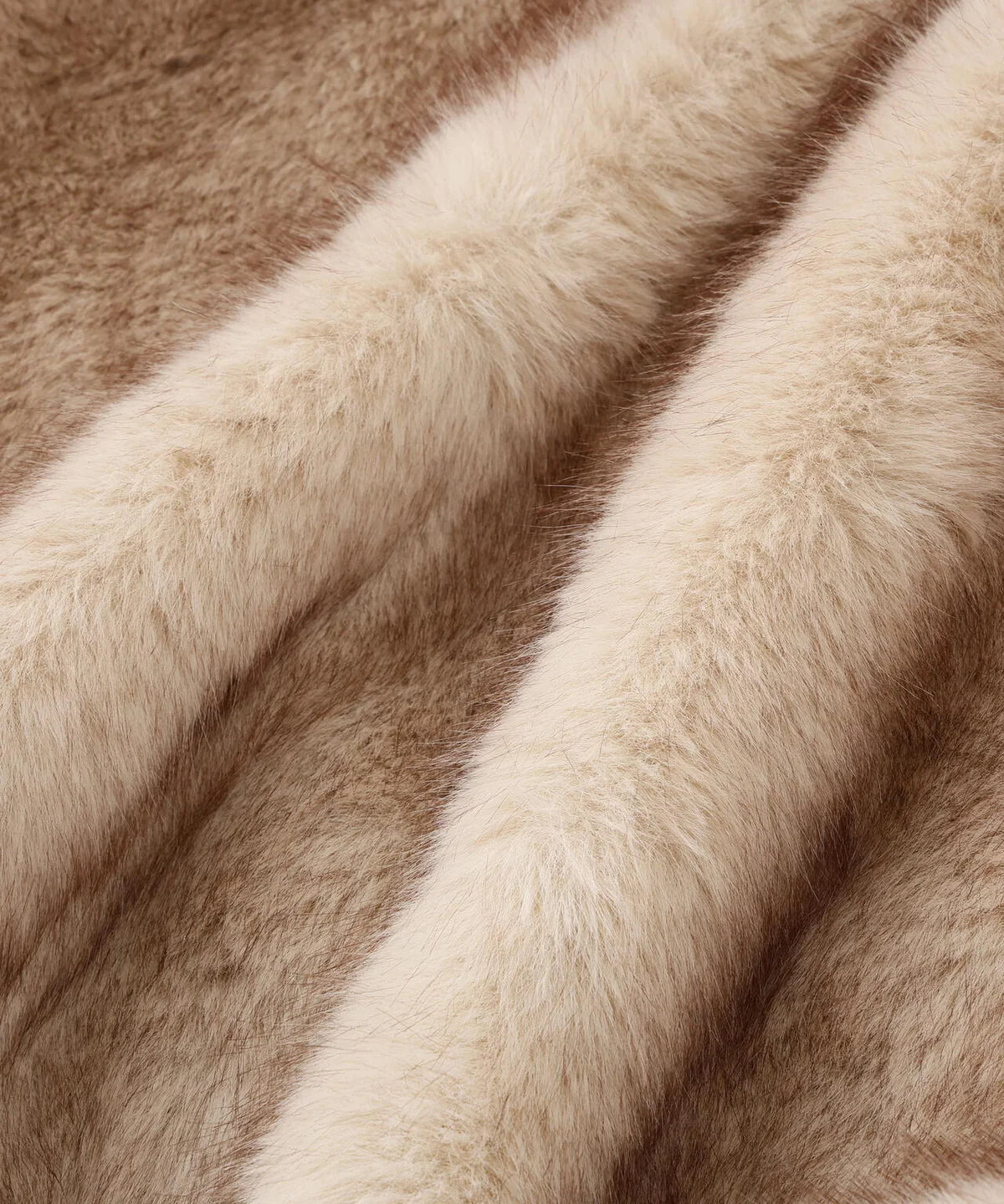 REVERSIBLE FUR BLOUSON (KAHAKI)