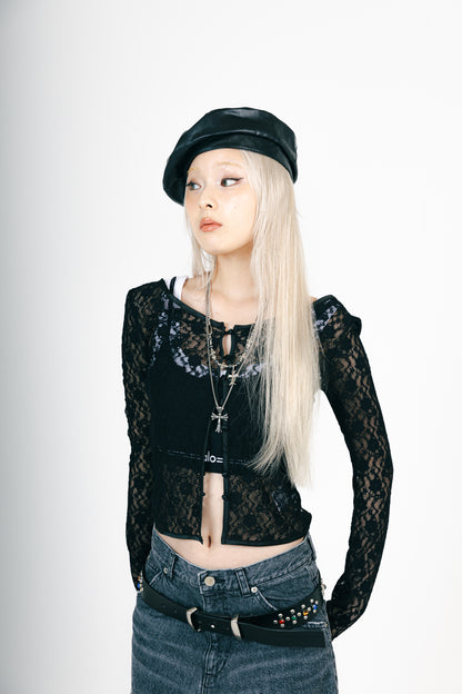 LACE V NECK TOPS（BLACK）