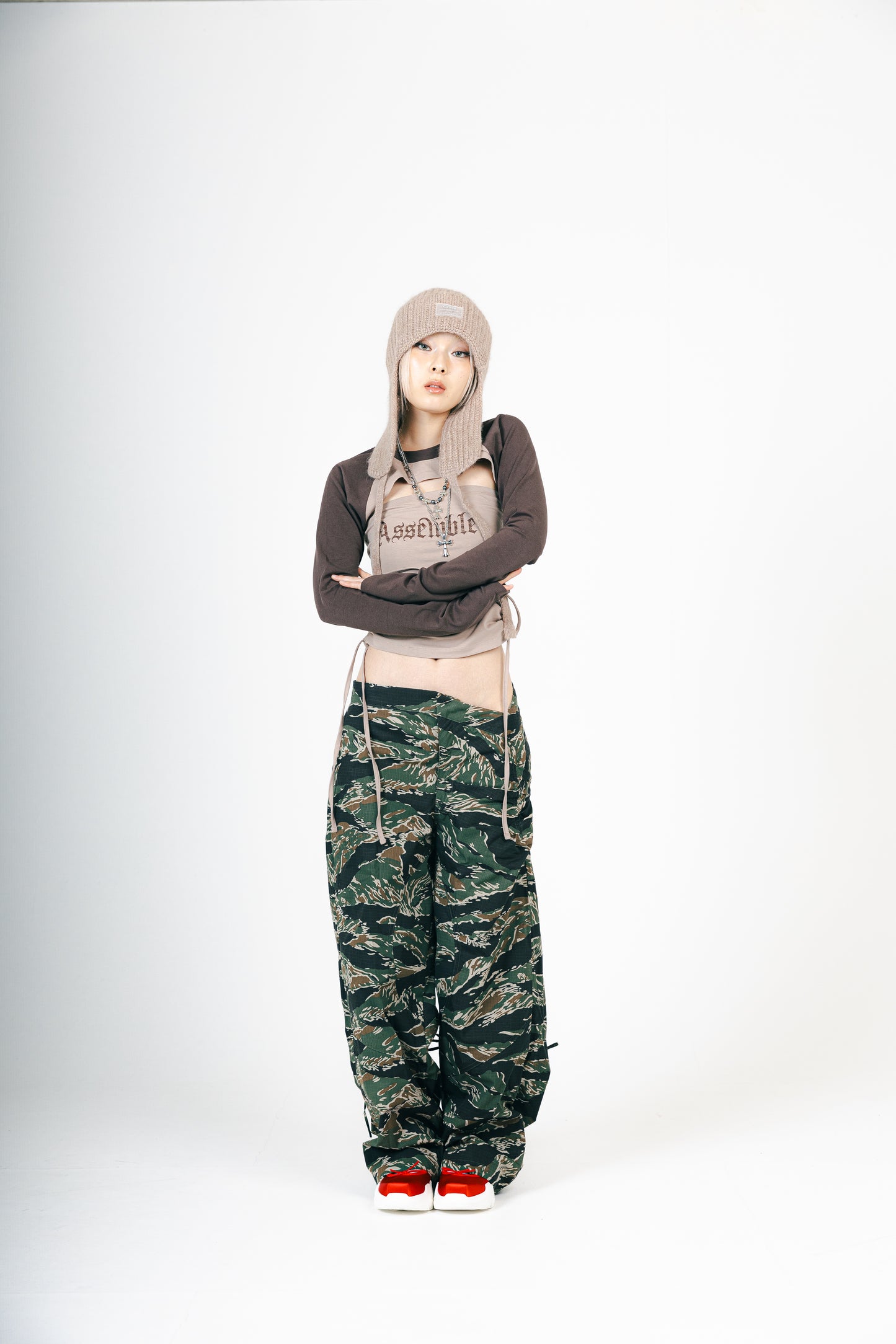 3WAY DESIGN TOPS (BROWN)