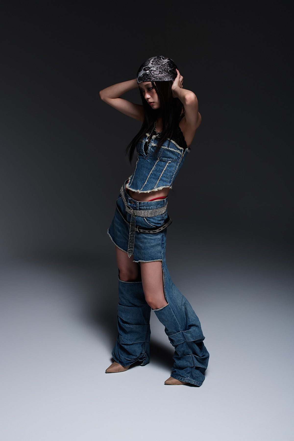 DENIM CUT-OUT PANTS (INDIGO)