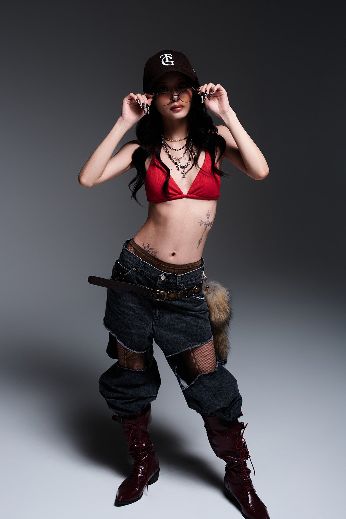 DENIM CUT-OUT PANTS (BLACK)