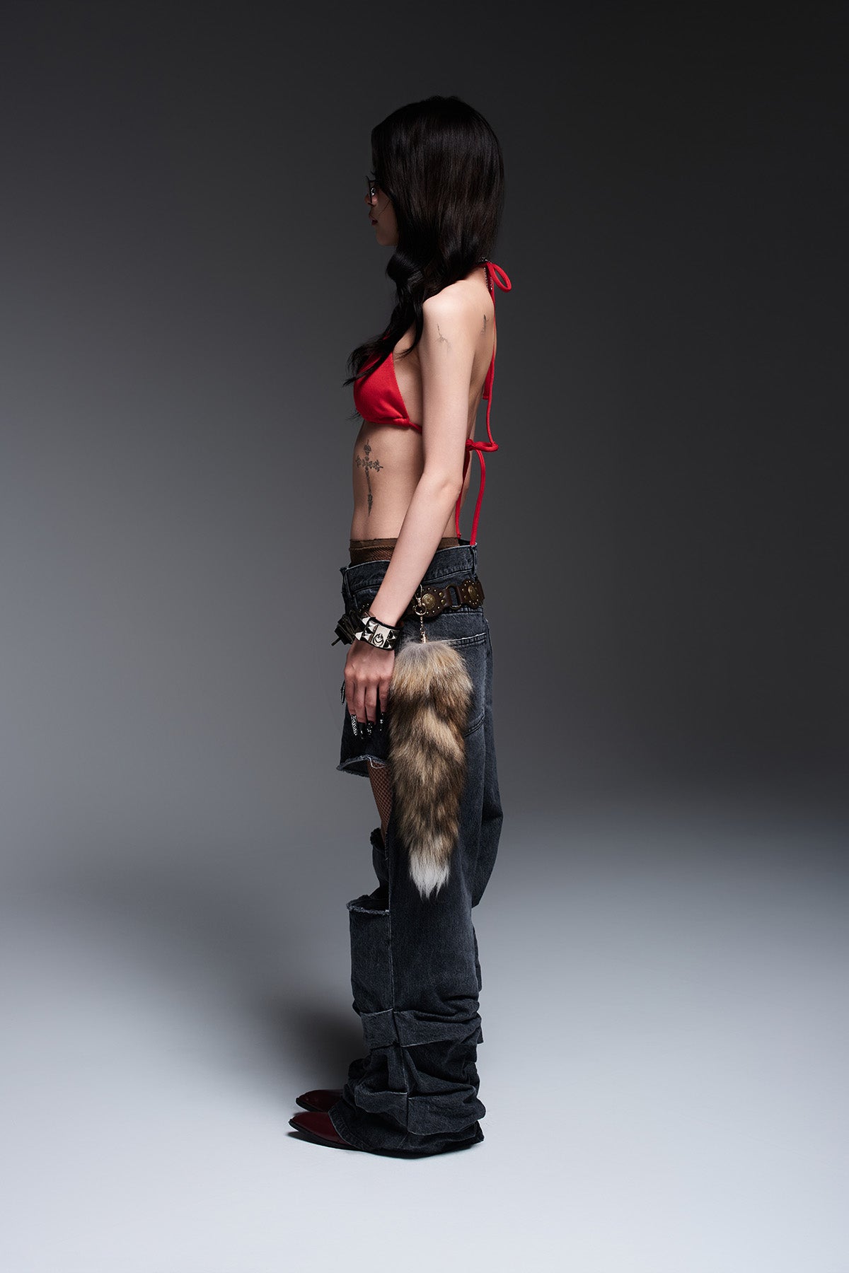 DENIM CUT-OUT PANTS (BLACK)