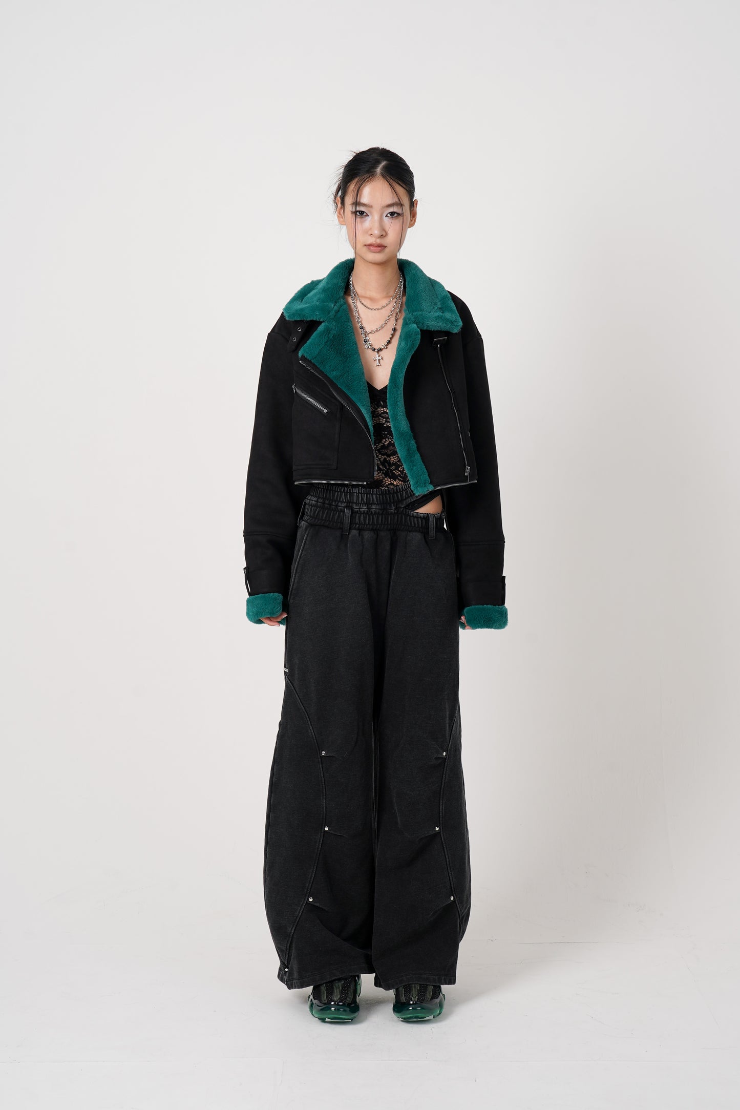 Eyelet Tuck Sweat Pants (black)
